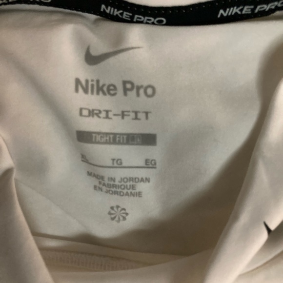 Nike Dri Fit White Fitted Performance Mock Mens LS Multiple sizes Lrg & X Large - Picture 4 of 7